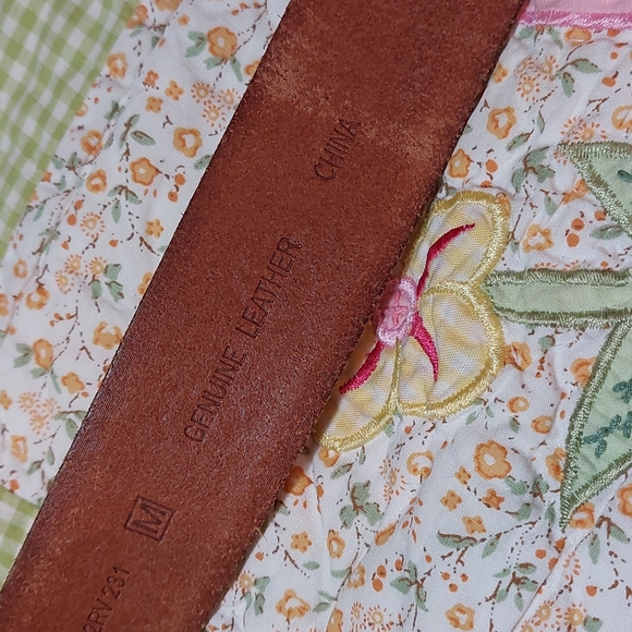 Gorgeous Tooled Leather Belt▪︎Antiqued Silver Buckle - Picture 6 of 14